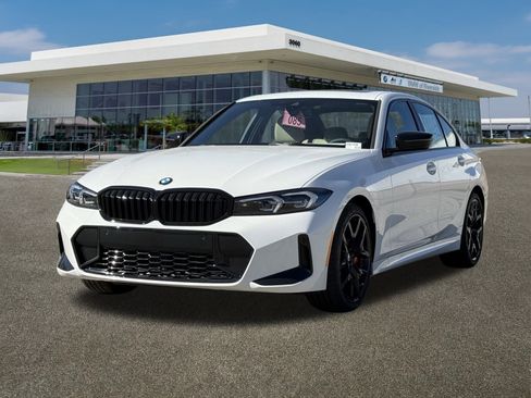 New 2026 BMW 330i Sedan w/ M Sport Package image 4