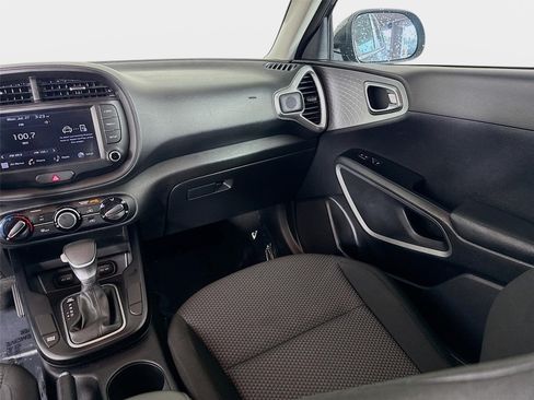 Certified 2024 Kia Soul LX w/ Option Group 015 FWD image 22