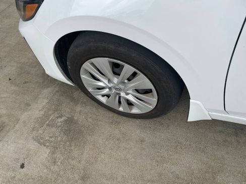 Used 2025 Nissan Sentra S FWD image 23