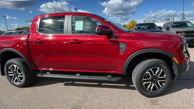 New 2026 Ford Ranger Lariat w/ FX4 Off-Road Package AWD/4WD image 8