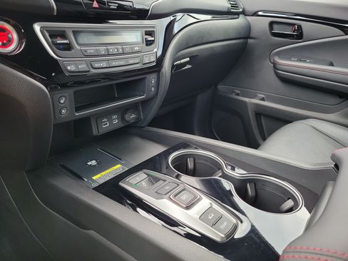 Used 2024 Honda Passport Black Edition image 28
