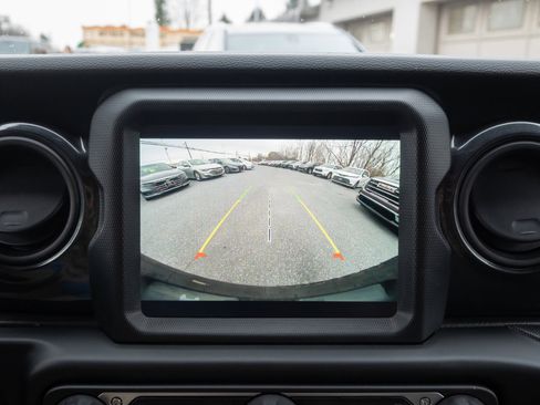 Used 2023 Jeep Wrangler Unlimited Sport image 38