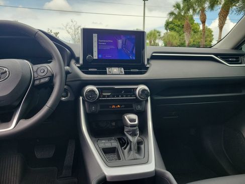 Used 2024 Toyota RAV4 XLE Premium FWD image 22
