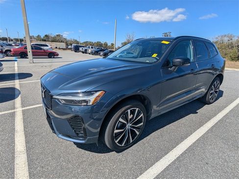 Used 2023 Volvo XC60 B5 Plus w/ Climate Package image 2