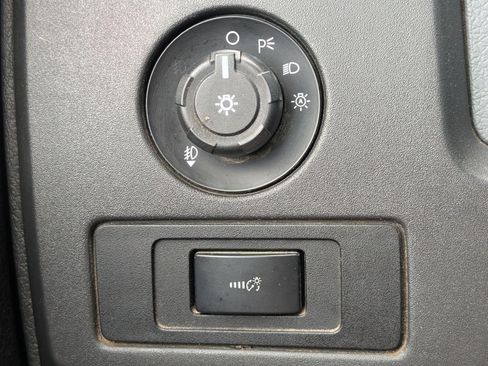 Used 2014 Ford F150 XLT w/ XLT Chrome Package AWD/4WD image 21