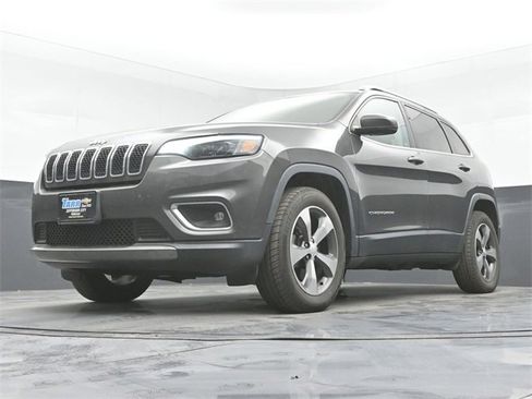 Used 2019 Jeep Cherokee Limited image 38