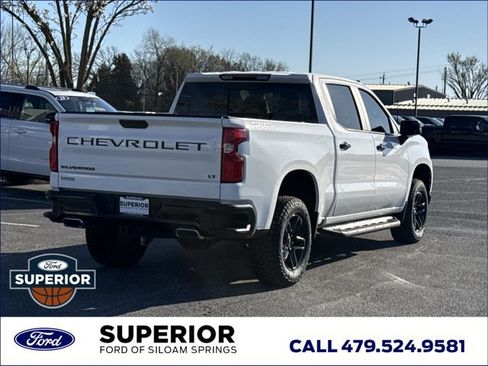 Used 2021 Chevrolet Silverado 1500 LT Trail Boss w/ Convenience Package II image 3