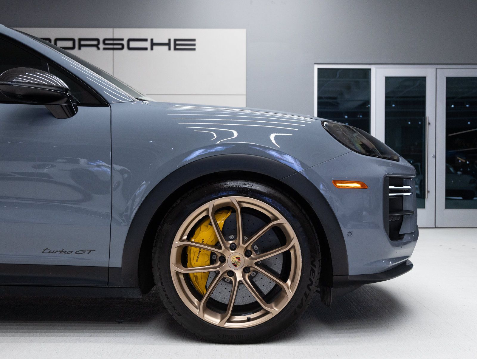 Certified 2024 Porsche Cayenne Turbo GT AWD/4WD image 11