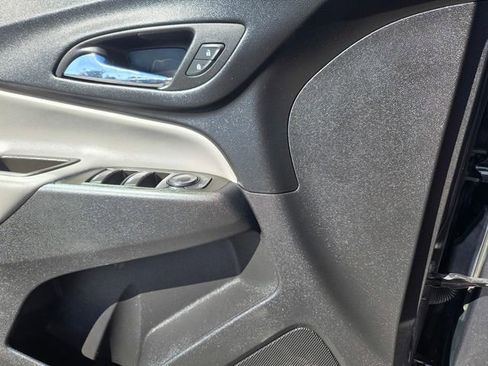 Used 2023 Chevrolet Equinox LT AWD/4WD image 14