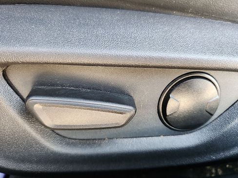 Used 2025 Ford Mustang Premium RWD image 16