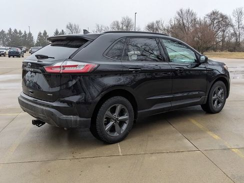 Certified 2023 Ford Edge SEL w/ Sport Appearance Package image 3