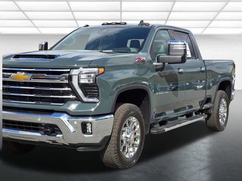 New 2026 Chevrolet Silverado 2500 LTZ w/ LTZ Plus Package AWD/4WD image 42
