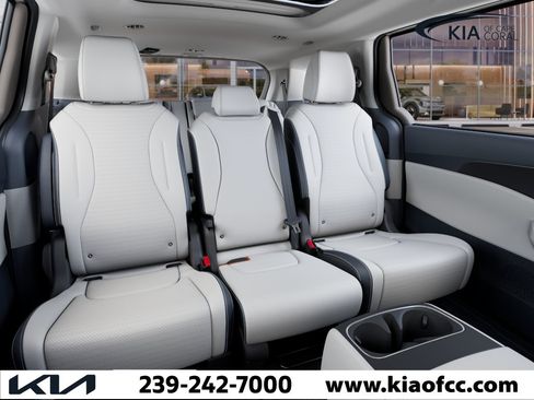 New 2027 Kia Carnival SX Prestige FWD image 16