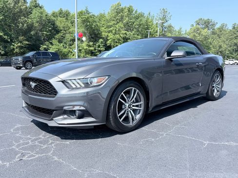 Used 2017 Ford Mustang Premium RWD image 6
