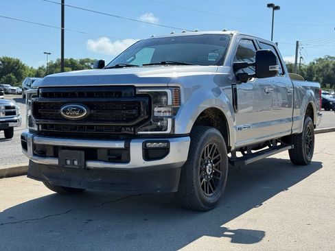 Used 2022 Ford F250 Lariat w/ Black Appearance Package AWD/4WD image 2