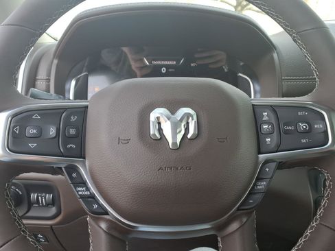 New 2026 RAM 1500 Laramie AWD/4WD image 13