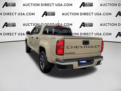 Used 2022 Chevrolet Colorado Z71 AWD/4WD image 9