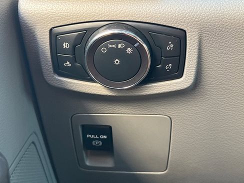 Used 2019 Ford F150 XLT image 28