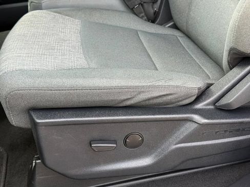 Used 2025 Ford F250 XLT AWD/4WD image 29