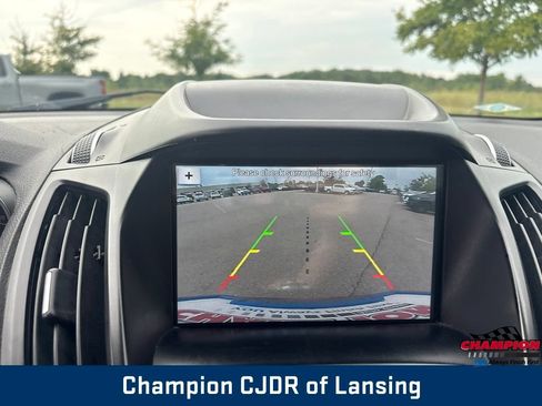 Used 2019 Ford Escape SE FWD image 20