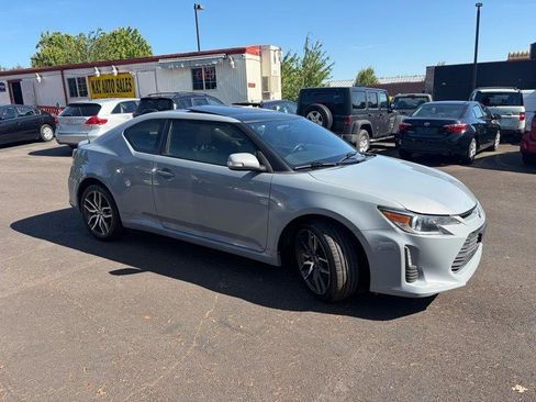 Used 2015 Scion tC FWD image 3