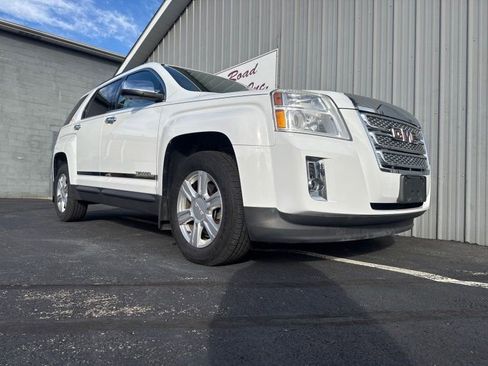 Used 2015 GMC Terrain SLE w/ Convenience Package image 4
