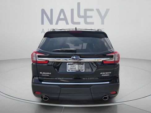 Used 2024 Subaru Ascent Touring AWD/4WD image 4