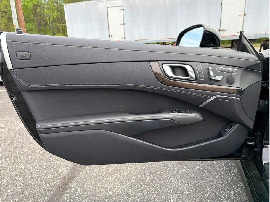 Used 2015 Mercedes-Benz SL 550 image 7