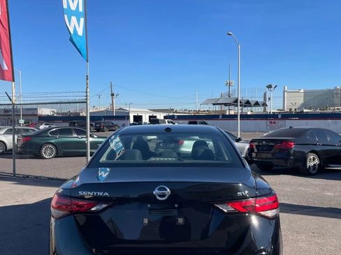 Used 2023 Nissan Sentra SV image 6