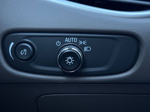 Used 2023 Chevrolet Malibu LT image 30