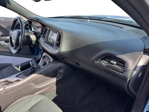 Used 2019 Dodge Challenger SXT w/ Driver Convenience Group AWD/4WD image 14