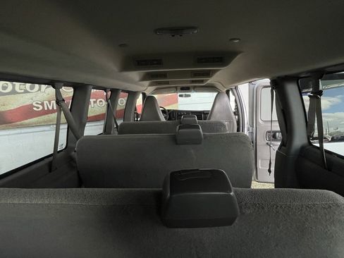 Used 2016 Chevrolet Express 3500 LT w/ LT Preferred Equipment Group image 19