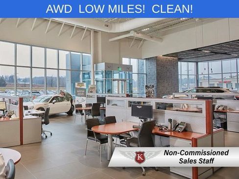 Used 2023 Lincoln Corsair AWD image 30