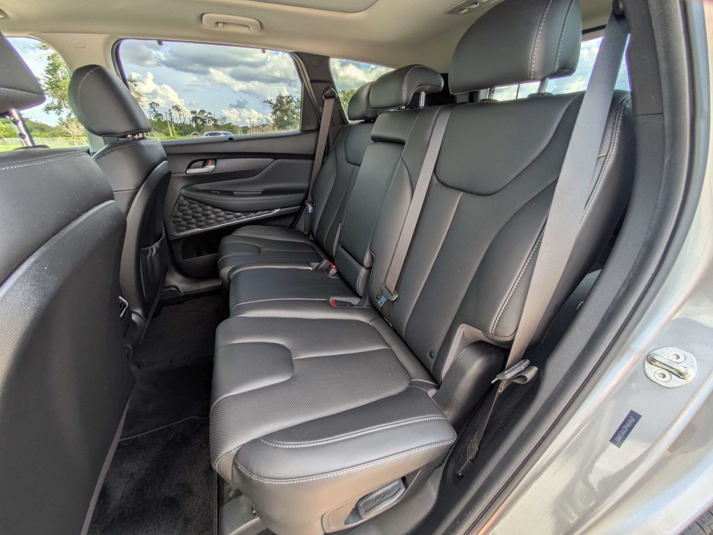 Used 2023 Hyundai Santa Fe SEL w/ Premium Package FWD image 14