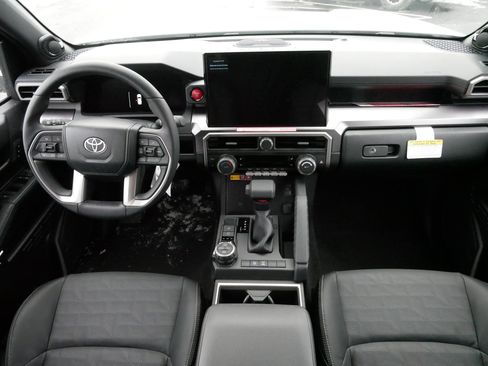 Certified 2025 Toyota 4Runner TRD Off-Road Premium image 10