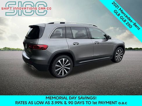 Used 2021 Mercedes-Benz GLB 250 4MATIC image 6