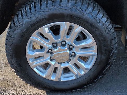 Used 2020 GMC Sierra 2500 Denali w/ Denali Ultimate Package image 10