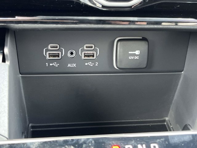 New 2026 Jeep Grand Cherokee Limited w/ Limited Altitude Package AWD/4WD image 27