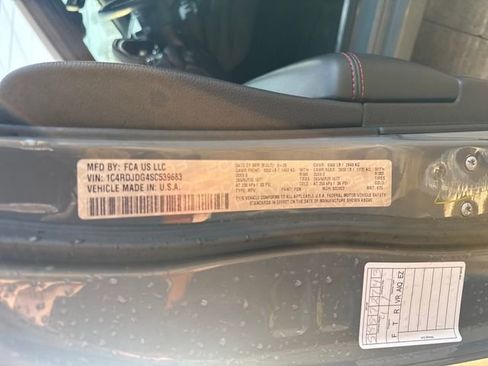 Used 2025 Dodge Durango GT image 13