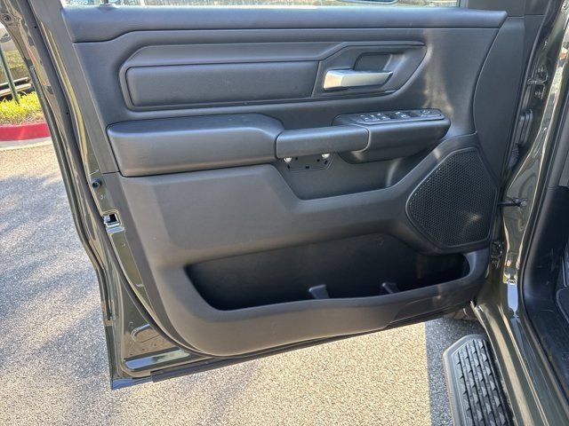 New 2026 RAM 1500 Express AWD/4WD image 10
