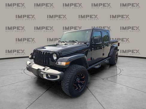 Used 2022 Jeep Gladiator Sport AWD/4WD image 1