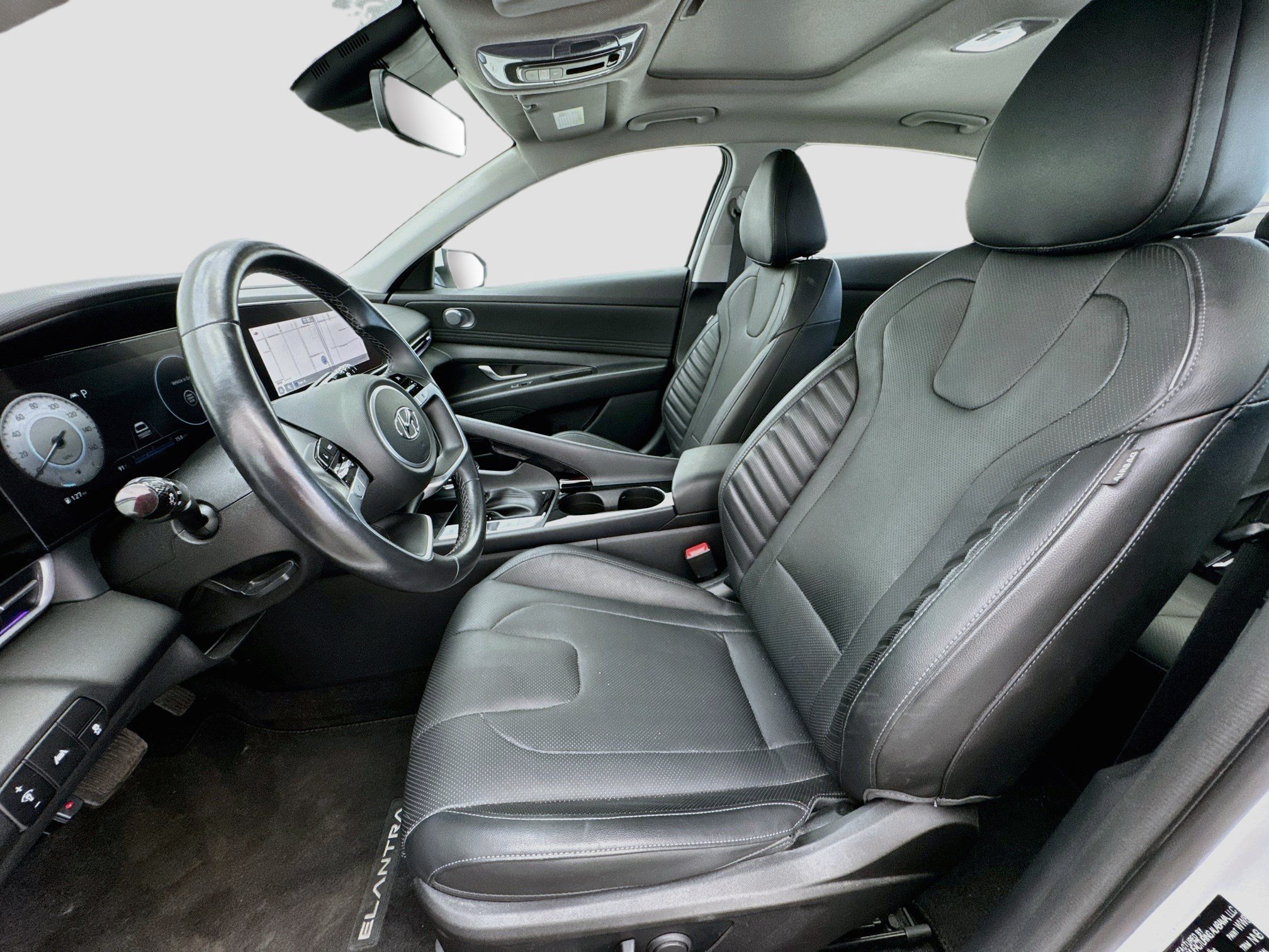 Used 2021 Hyundai Elantra Limited FWD image 13