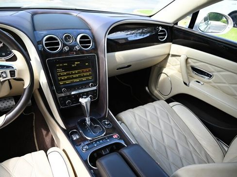 Used 2016 Bentley Flying Spur V8 AWD/4WD image 28
