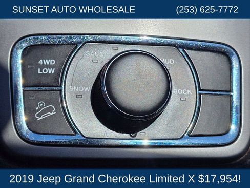 Used 2019 Jeep Grand Cherokee Limited X AWD/4WD image 35