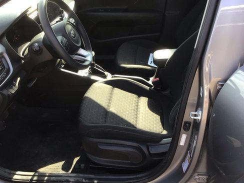 Used 2021 Kia Rio S FWD image 6