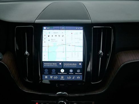 Certified 2024 Volvo XC60 T8 Plus w/ Protection Package Premier AWD/4WD image 26