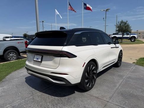Used 2024 Lincoln Nautilus Black Label w/ Jet Appearance Package (87T) AWD/4WD image 6