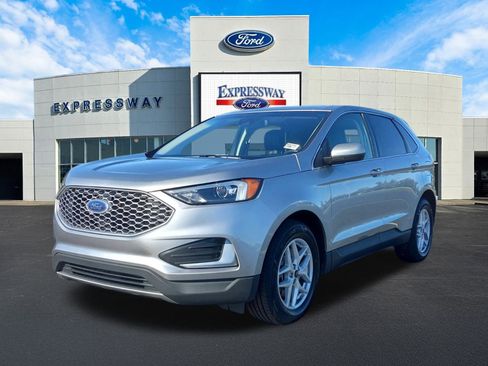Used 2024 Ford Edge SEL image 2