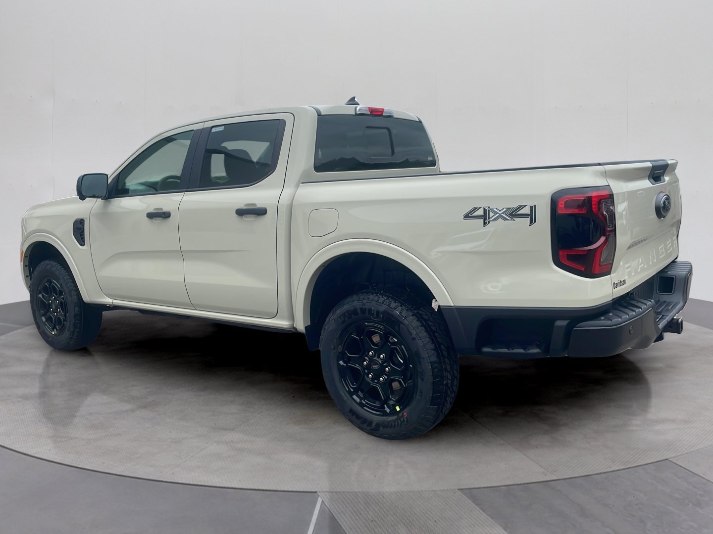 New 2026 Ford Ranger XLT w/ Technology Package AWD/4WD image 3