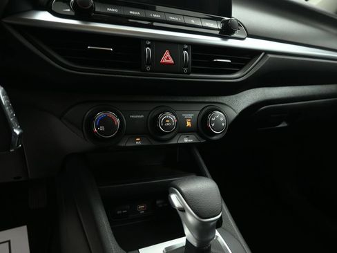 Used 2023 Kia Forte LXS FWD image 14